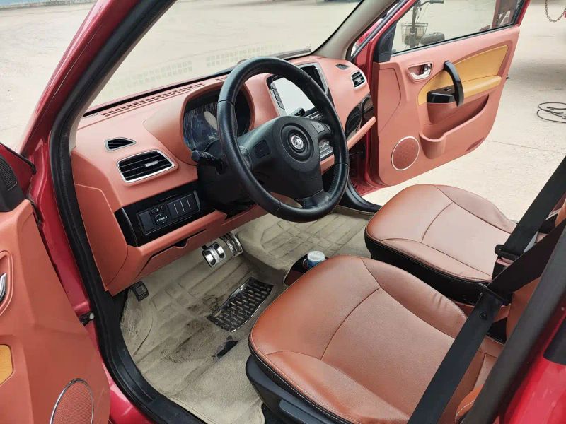 Zotye d2
