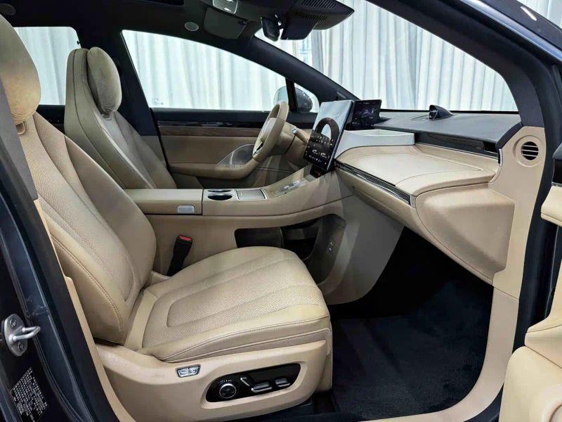 Luxeed zhijiangr7