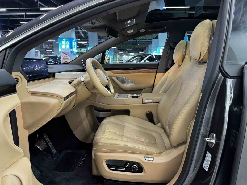 Luxeed zhijiangr7