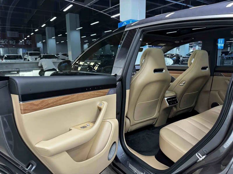 Luxeed zhijiangr7