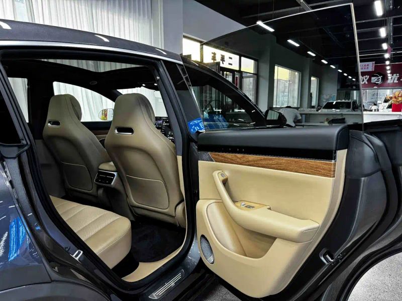 Luxeed zhijiangr7