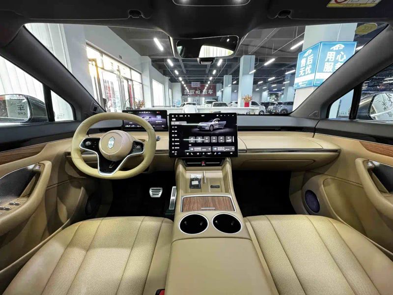 Luxeed zhijiangr7