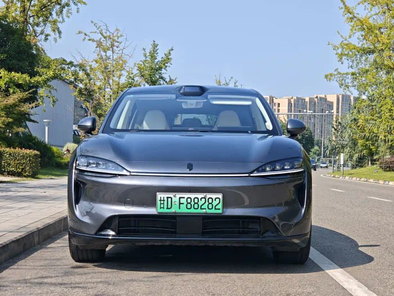 Luxeed r7