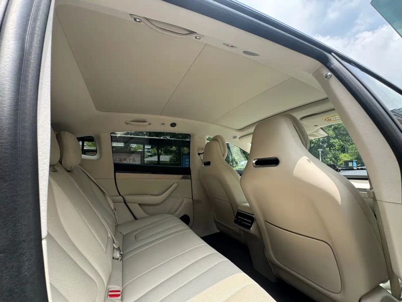Luxeed zhijiangr7