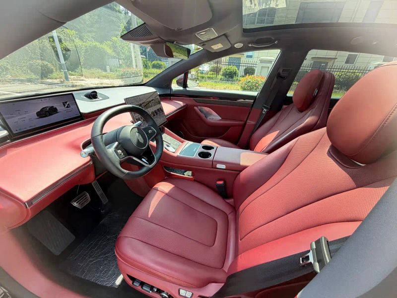 Luxeed r7