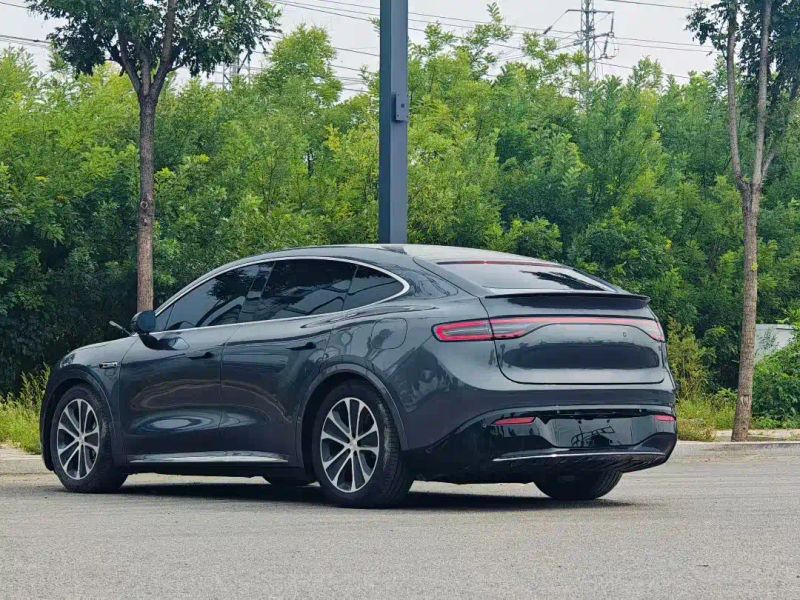 Luxeed r7