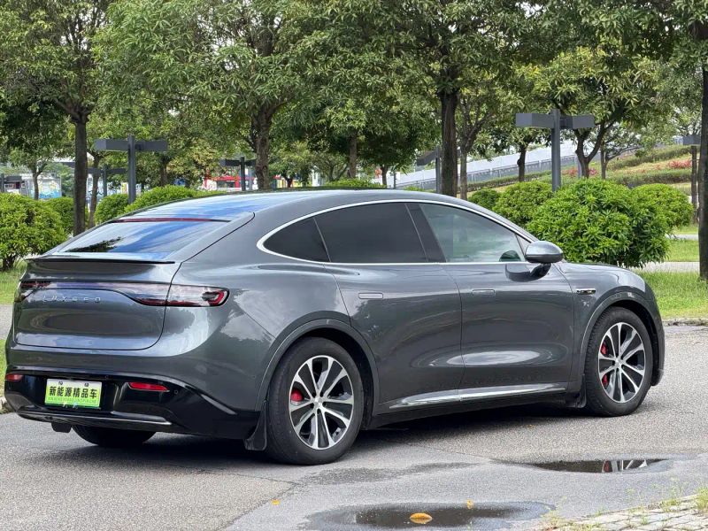 Luxeed r7