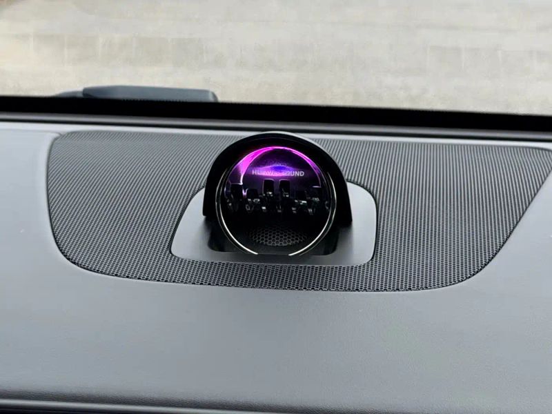 Luxeed r7