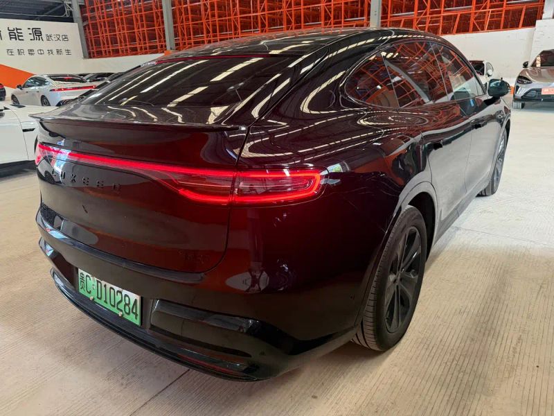 Luxeed r7