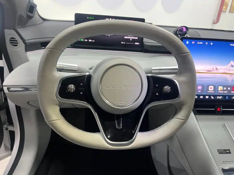 Luxeed s7
