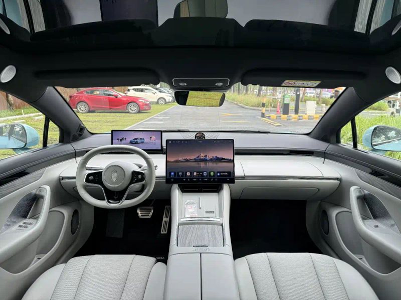 Luxeed 智界s7