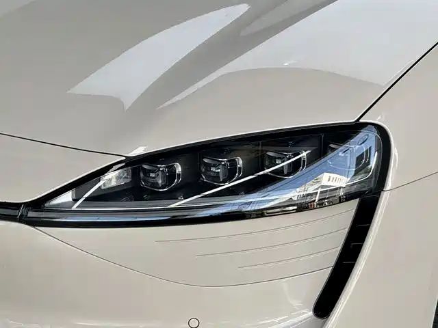 Luxeed 智界s7