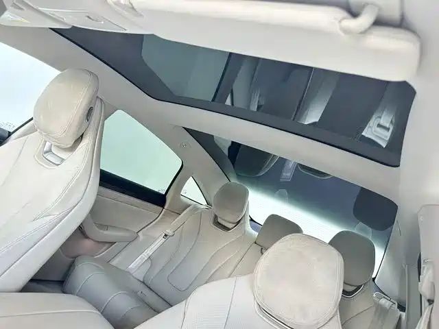 Luxeed 智界s7