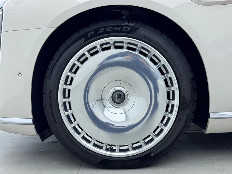 Zun_jie suv