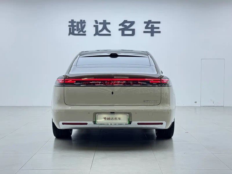 Zun_jie suv