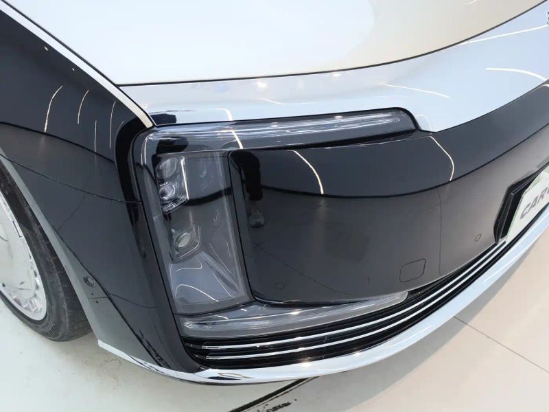 Zun_jie suv