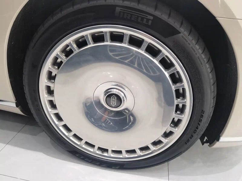 Zun_jie suv