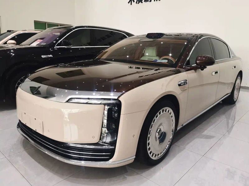 Zun_jie suv