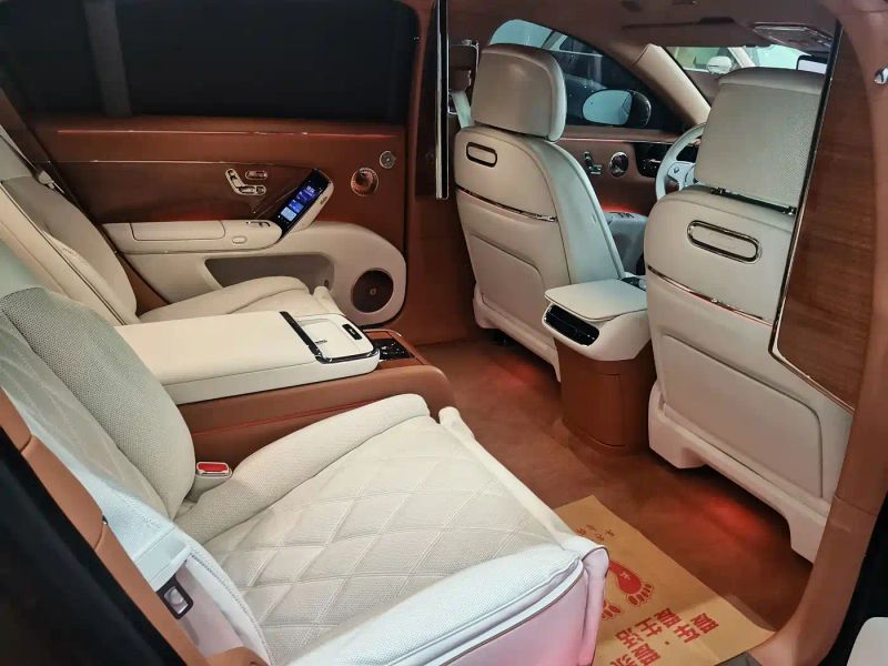 Zun_jie suv