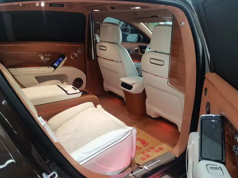 Zun_jie suv