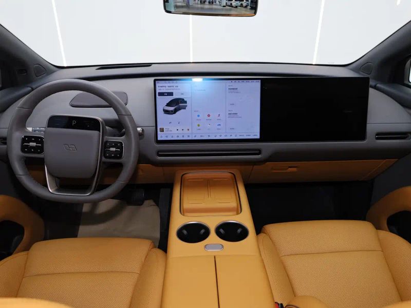 li li-xiang-i8