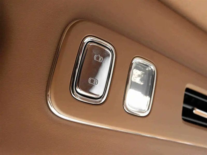 Zun_jie suv