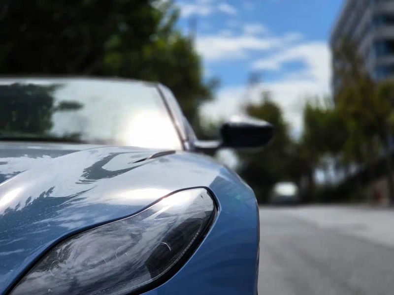Aston-martin aston-martin-db11