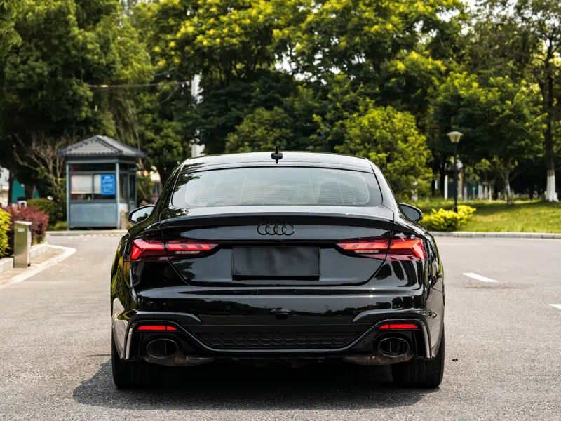 Audi rs5