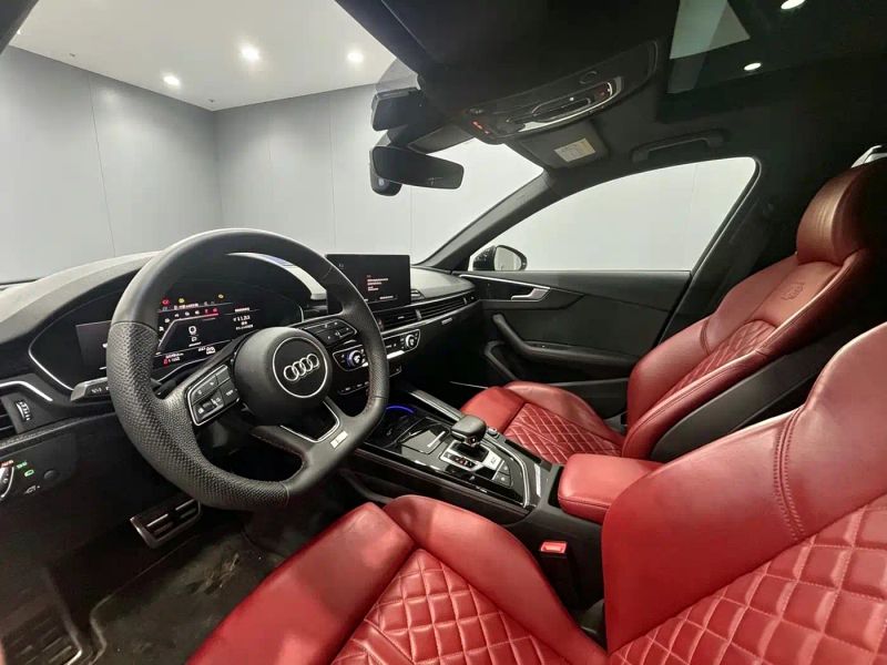 Audi S4
