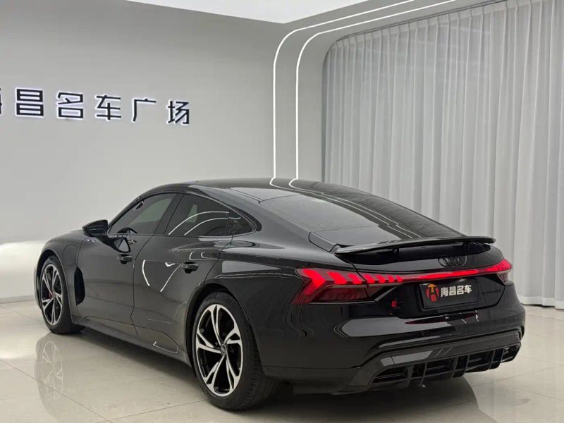 Audi rs-etron-gt