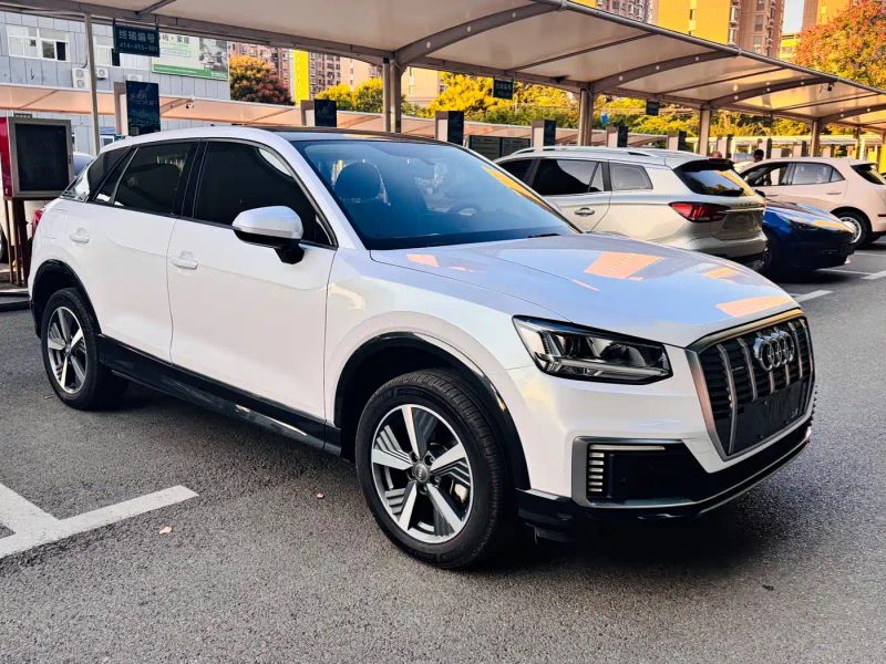 Audi q2l