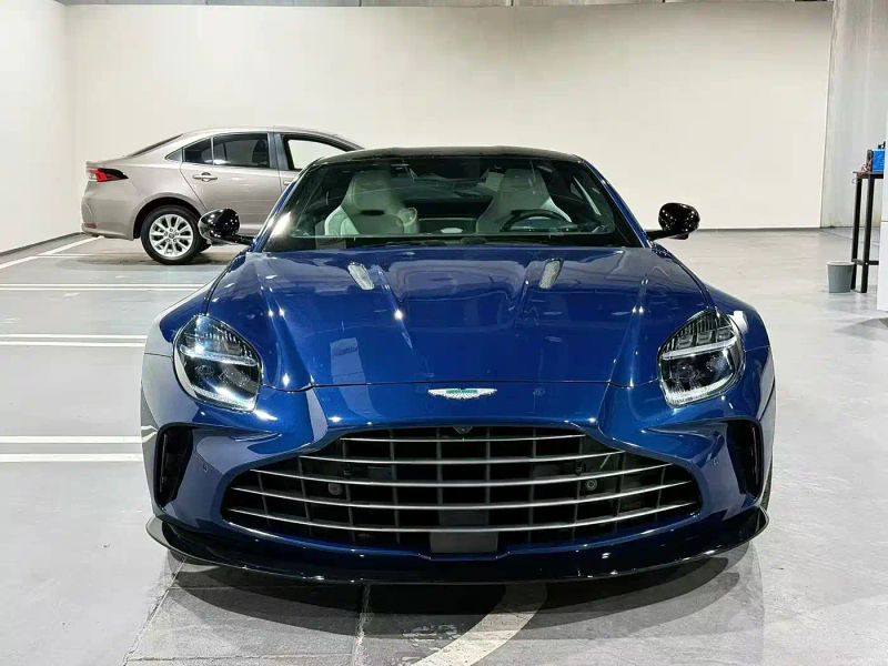 Aston-martin vantage