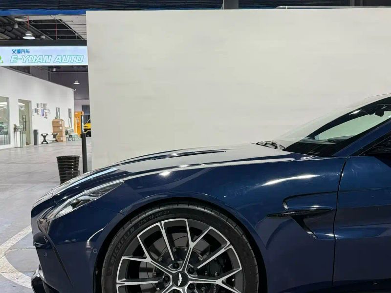 Aston-martin vantage