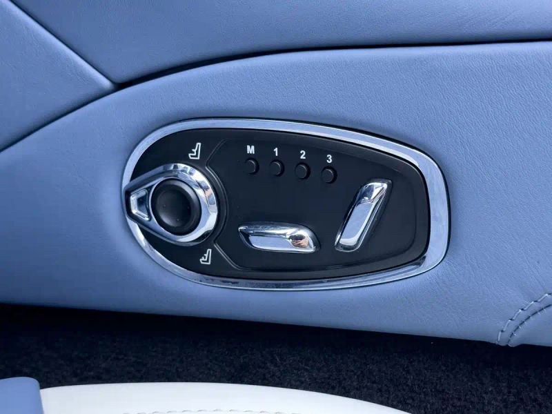 Aston-martin db