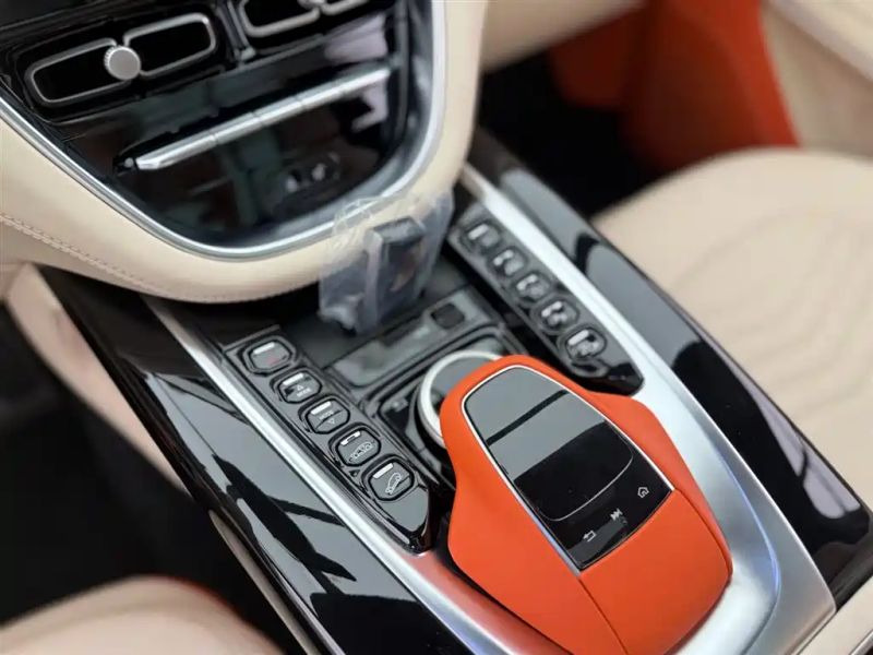 Aston-martin dbx
