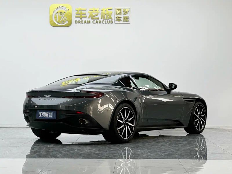 Aston-martin aston-martin-db11
