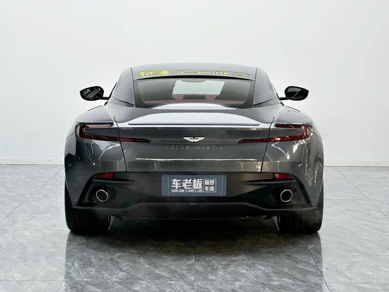 Aston-martin aston-martin-db11