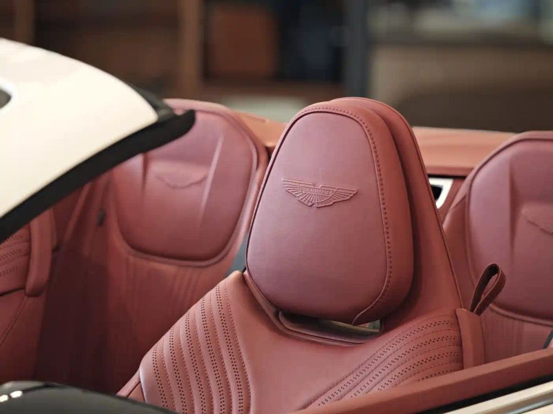 Aston-martin db