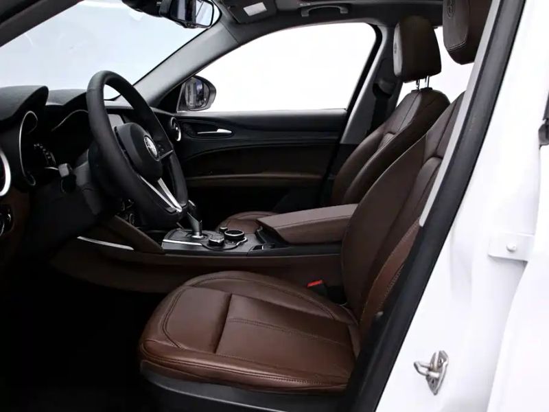 giulia stelvio