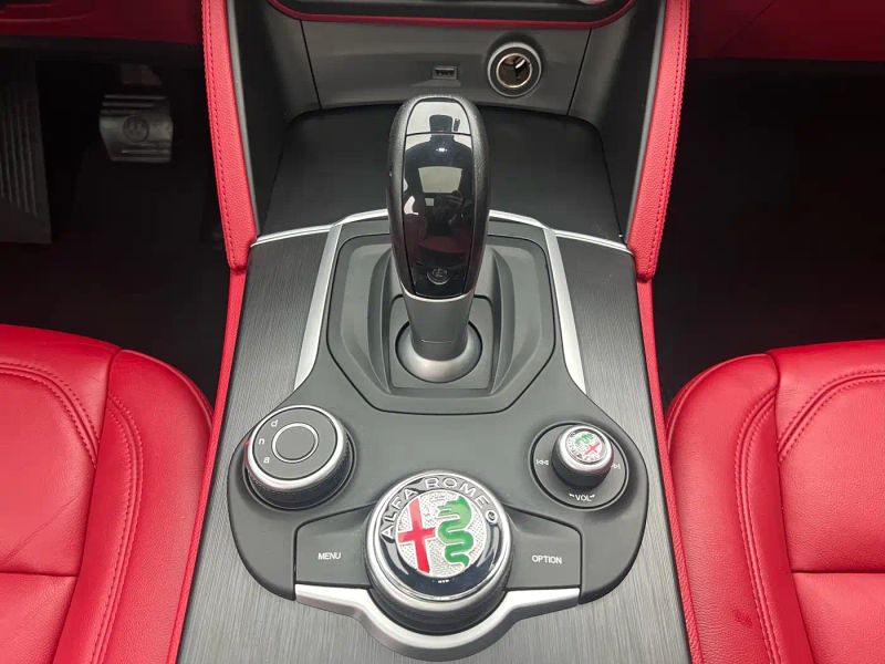 giulia stelvio