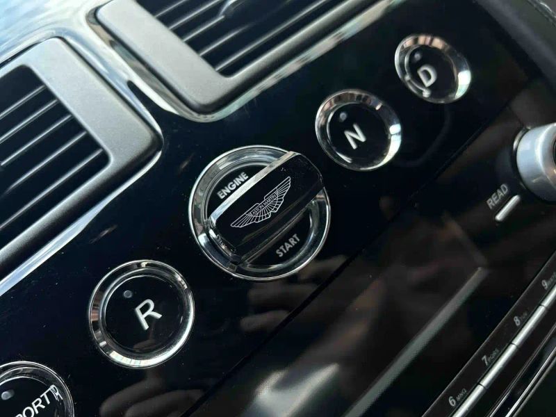 Aston-martin vantage