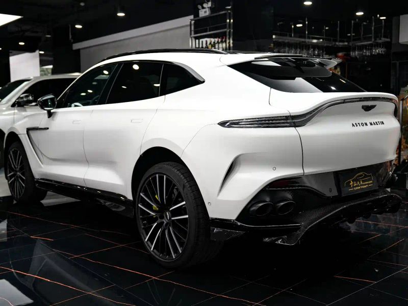 Aston-martin dbx