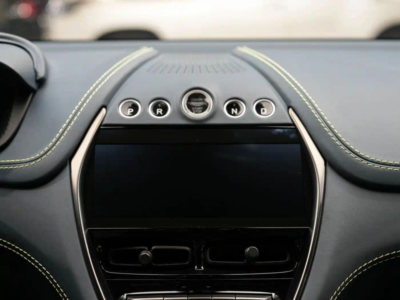 Aston-martin dbx