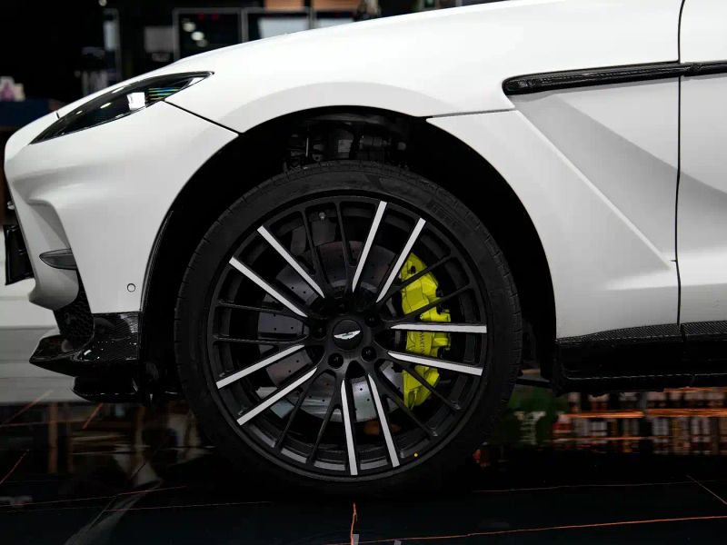 Aston-martin dbx