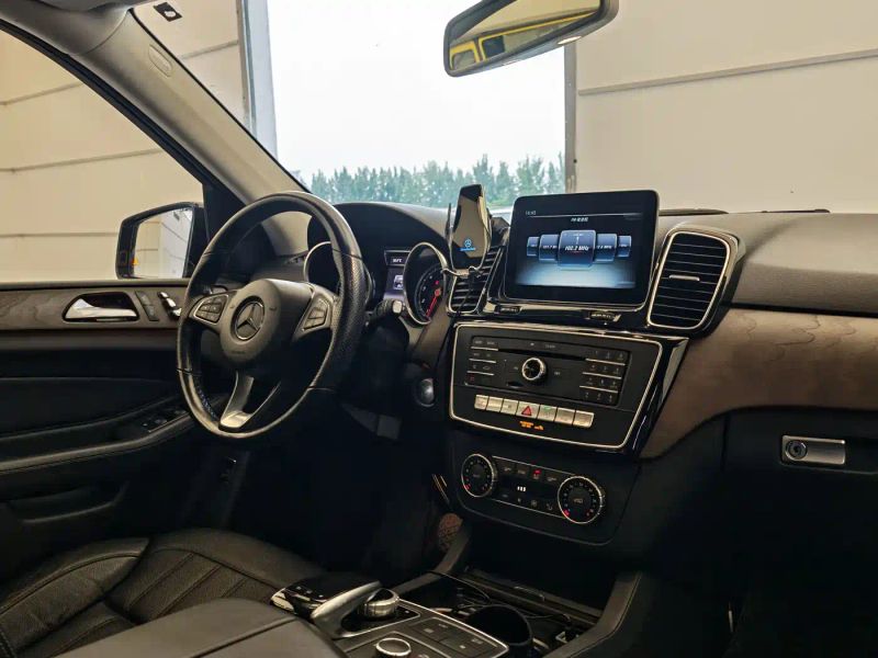 Mercedes-benz gle