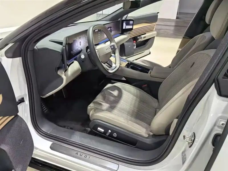 Audi e5
