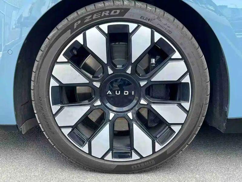 Audi e5