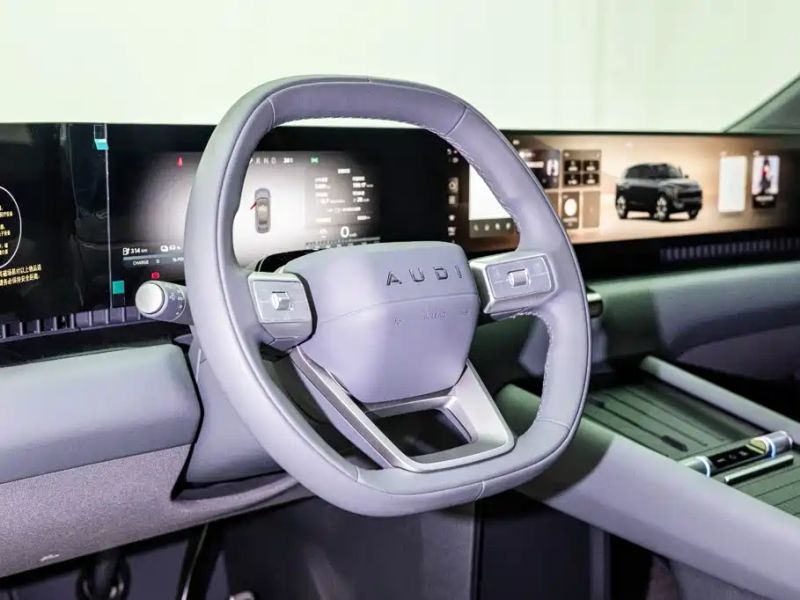 Audi e7x