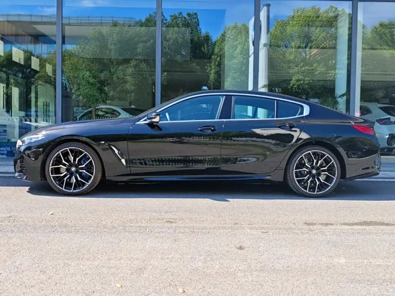 BMW 8-series