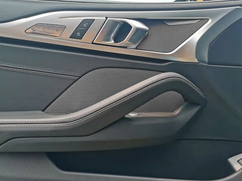 BMW 8-series